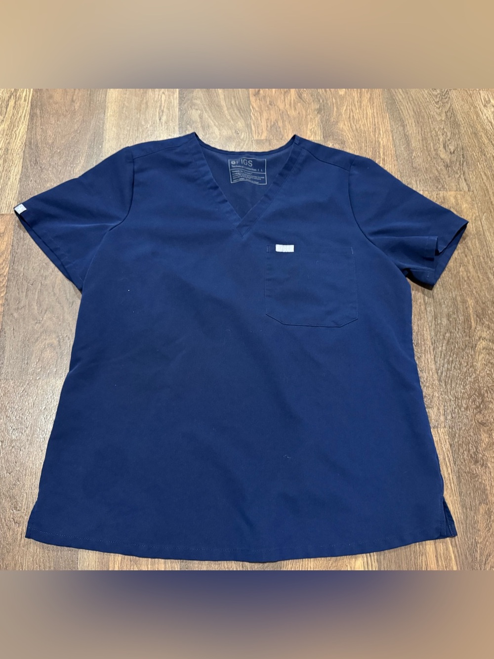 FIGS Women's Catarina Scrub Top Size Large Navy Blue